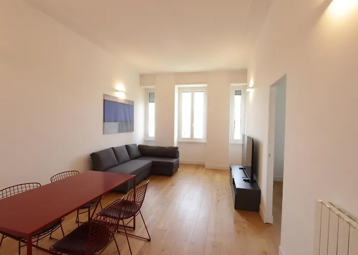 Terrace Near Trastevere Station Apartment Rom